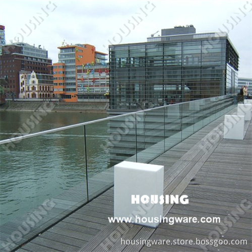 Frameless Tempered Glass Pool Railing